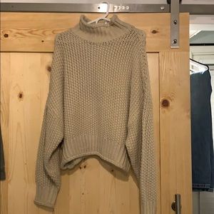 Turtle neck heavy sweater